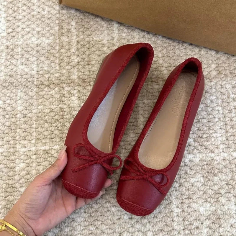 fapala Elegant Red Bow - Embellished Flats: Timeless Style for Every Step