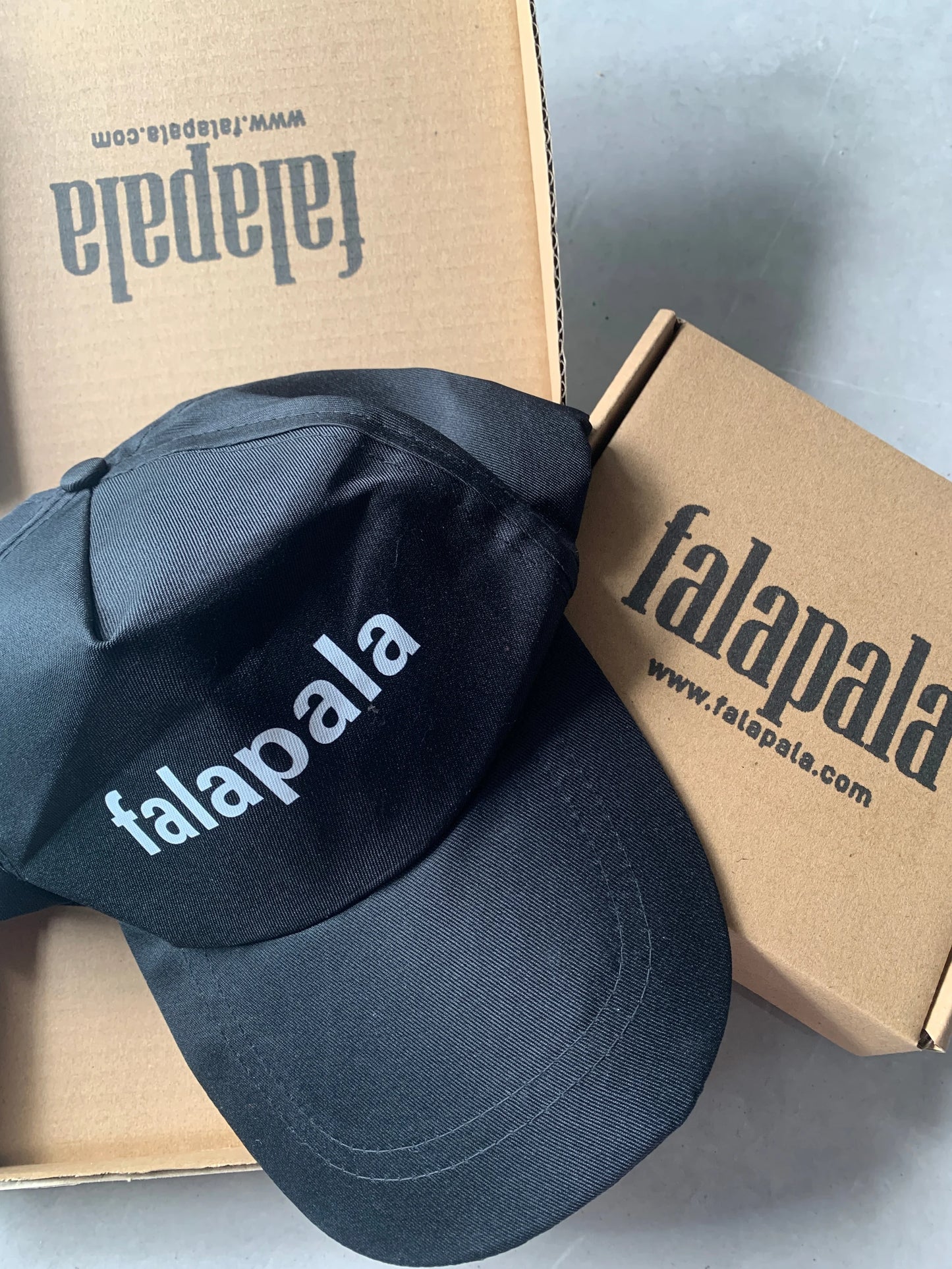 falapala Black Baseball Cap - Style and Comfort Combined